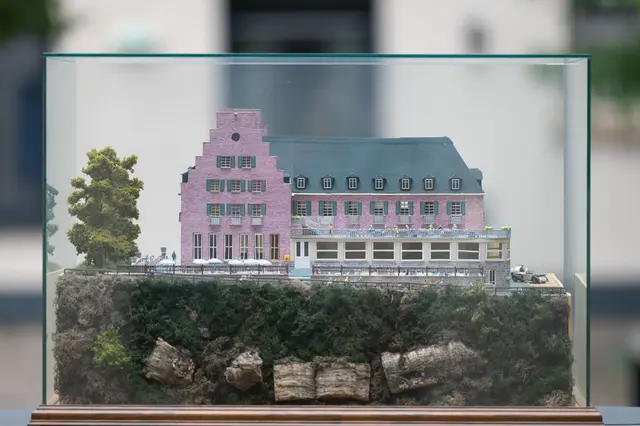 Das Hotel wurde inzwischen abgerissen. (Archivbild) | Foto: Sebastian Gollnow/dpa