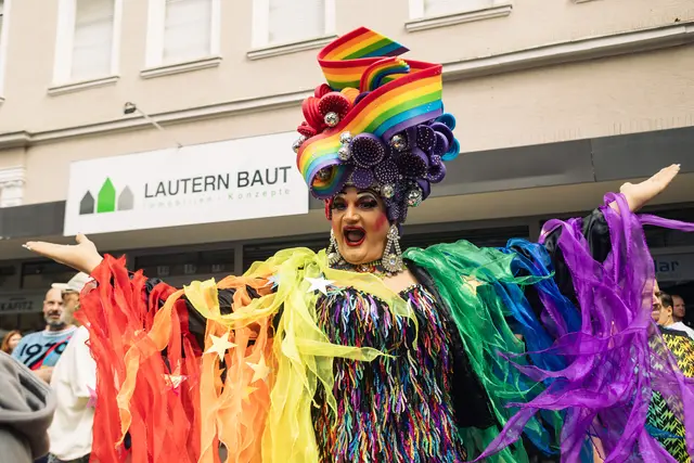 Nach der erfolgreichen Premiere im vergangenen Jahr geht der CSD Lautre am Samstag, 26. September 2026, in die zweite Runde | Foto: Kirill_0ldshutterhand/gratis