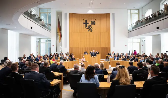 An zwei Tagen in dieser Woche kommt der rheinland-pfälzische Landtag in Mainz zusammen. (Archivbild)  | Foto: Hannes Albert/dpa