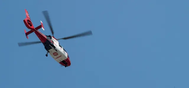 Ein Rettungshubschrauber brachte das Kleinkind laut Polizei ins Krankenhaus. (Symbolbild) | Foto: Sebastian Gollnow/dpa