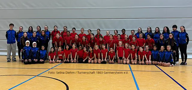 Alle Germersheimer Springer und Kampfrichter | Foto: Selina Diehm