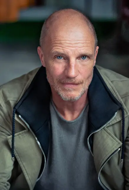 Thorsten Nindel - Beim Schauspiel Liebesjahre wirken Saskia Valencia und Thorsten Nindel in den Hauptrollen mit. | Foto: SLAVICA