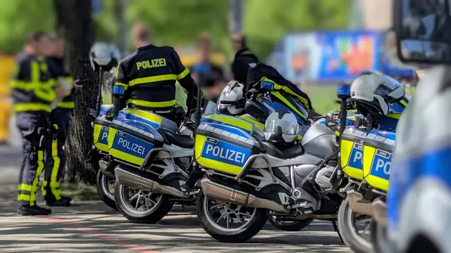 Eine MotoCross-Maschine ohne Kennzeichen ist in Birkenfeld vor einer Polizeikontrolle geflüchtet. Die Fahrt führte über die B41 bis in ein Waldgebiet nahe der MotoCrossstrecke. | Foto: Heike Schwitalla