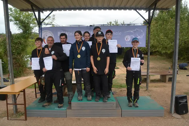 Die Königsberger Archers aus Hinzweiler holen beim Saisonfinale neun Medaillen. | Foto: Dirk Kolter