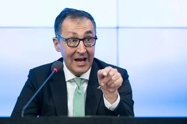 Erwartet von den Linken eine ganz klare Abgrenzung von Antisemitismus: Baden-Württembergs Regierungschef Cem Özdemir (Grüne). | Foto: Marijan Murat/dpa
