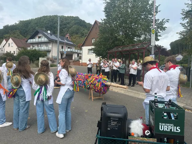 Straußjugend in Kottweiler-Schwanden | Foto: VG Ramstein-Miesenbach