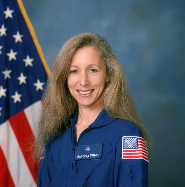 NASA-Astronautin Marsha Ivins spricht im Technik Museum Speyer über ihre fünf Raumflüge. | Foto: Technik Museen Sinsheim Speyer