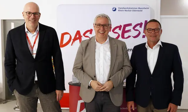 Die Ausbildungsbörse im Stadthaus N1 bringt Jugendliche direkt mit Handwerksbetrieben zusammen. | Foto: Handwerkskammer