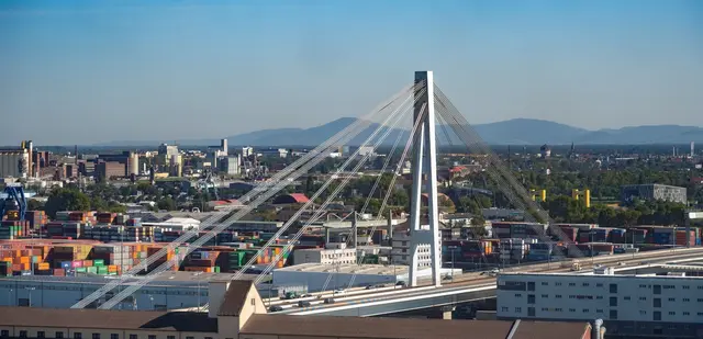 Die Rheinbrücken zwischen Mannheim und Ludwigshafen stehen vor umfassenden Sanierungs- und Modernisierungsmaßnahmen. | Foto: Stadt Ludwigshafen