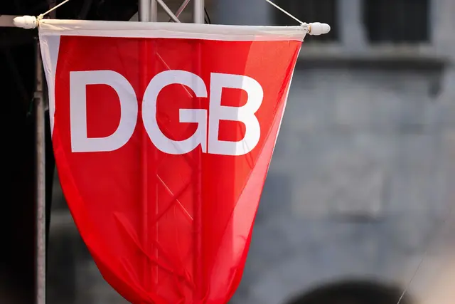 Der DGB hat am Samstag zu einem bundesweiten Aktionstag für einen starken Sozialstaat aufgerufen (Symbolbild) | Foto: Christoph Reichwein/dpa