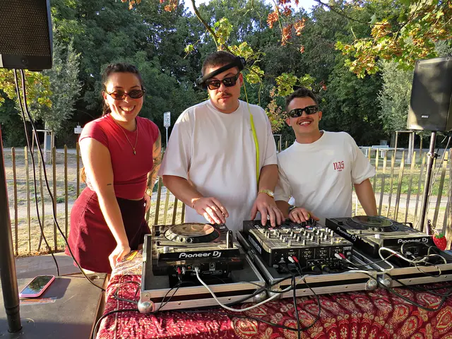 DJs sorgten für gute Musik und Vibes  | Foto: Brigitte Melder