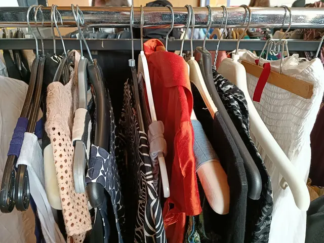 23 Verkaufstische gibt es beim Ladies-Fashion-Flohmarkt im Rahmen der KUMUNA. Die Plätze werden unter den Anmeldungen ausgelost. | Foto: Heike Schwitalla
