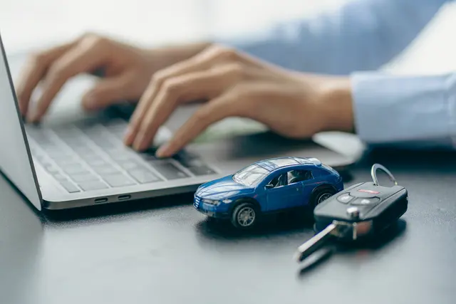 Heute sind Kfz-Zulassungen in Landau und im Kreis Südliche Weinstraße wegen einer technischen Störung nicht möglich. | Foto: ArLawKa/stock.adobe.com