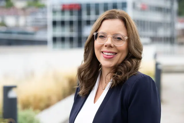 Leonie Dirks wird vom 1. Oktober an die erste Frau an der Spitze der Staatskanzlei in Baden-Württemberg sein.  | Foto: Reiner Pfisterer/Staatsministerium Baden-Württemberg/dpa