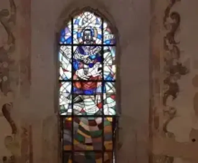Fenster im Chorraum der Christuskirche Haßloch | Foto: zur feien Verfügung