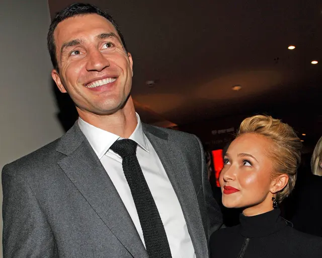 Der Boxweltmeister Wladimir Klitschko und die US-Schauspielerin Hayden Panettiere bei der «United People Charity Night 2010». | Foto: Ursula Düren/dpa