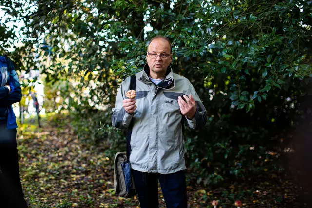 Exkursionsleiter Peter Reiter (Pilzsachverständiger) | Foto: Dittmer