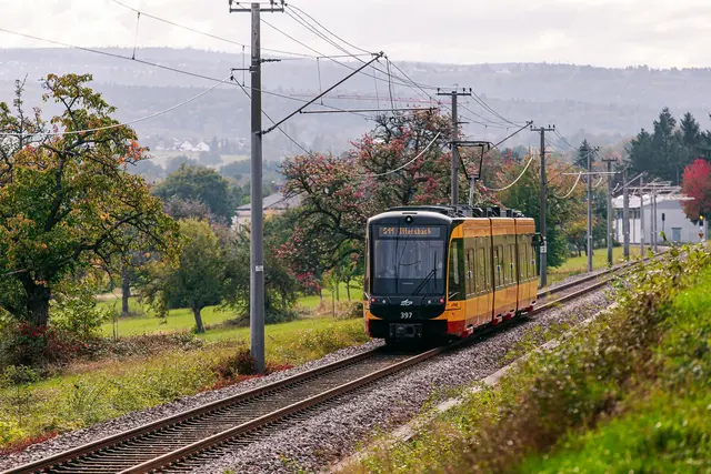 Die Albtalbahn verbindet Ettlingen mit Bad Herrenalb und Ittersbach. Die AVG plant weitere Erneuerungen der Bahninfrastruktur. | Foto: © Paul Gärtner/KVV; Abdruck honorarfrei