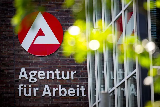 Im September waren weniger Menschen arbeitslos als im Vormonat (Symbolbild) | Foto: Sina Schuldt/dpa