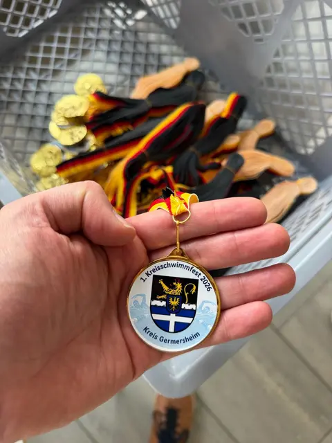 Beim ersten Kreisschwimmfest im Kreis Germersheim traten 15 Schulen in mehreren Teamdisziplinen gegeneinander an. | Foto: KV GER