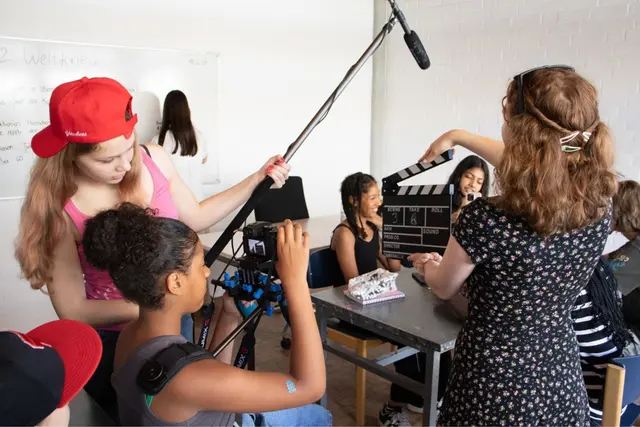 Für GIRLS* GO MOVIE aus Mannheim läuft bis Donnerstag, 29. Oktober, das Publikumsvoting zum Deutschen Engagementpreis. | Foto: GIRLS* GO MOVIE / Natalie Rehberger