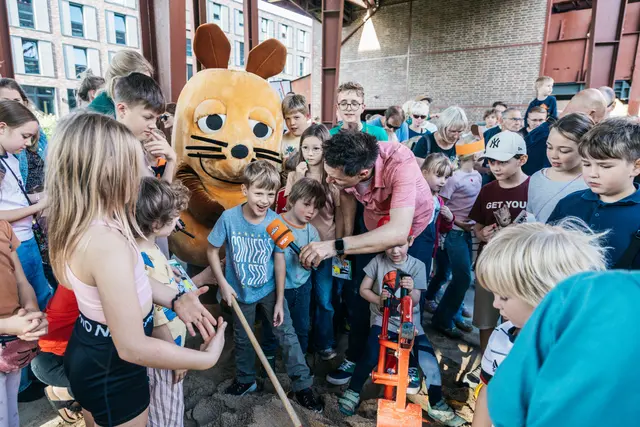 Türen auf mit der Maus: Der WDR-Aktionstag öffnete bundesweit mehr als 950 Türen für Kinder und Familien. | Foto: WDR Westdeutscher Rundfunk