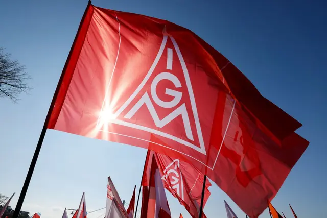 Die Kampfbereitschaft der IG Metall ist laut NRW-Chef Giesler «deutlich höher» als in früheren Jahren. (Symbolbild) | Foto: Thomas Banneyer/dpa