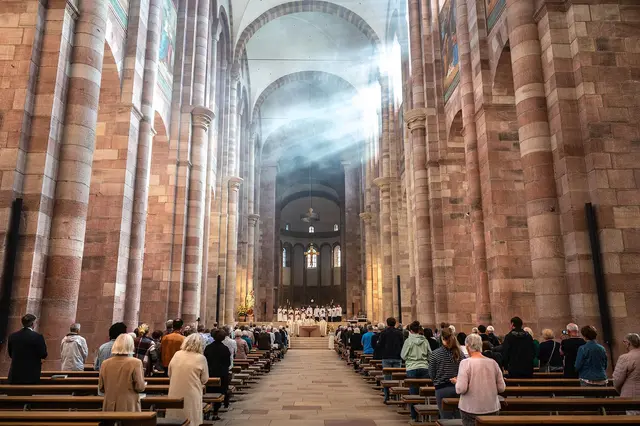 Am Sonntag, 18. Oktober, findet im Speyerer Dom ein ökumenischer Erntedankgottesdienst statt. Für Besuche gelten deshalb geänderte Öffnungszeiten. | Foto: © Domkapitel Speyer, Foto: Klaus Landry