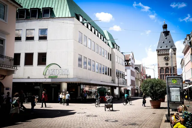 Die Stadt Speyer will sich nach dem erneuten Insolvenzantrag weiter für den Galeria-Standort und die Beschäftigten einsetzen. | Foto: Cornelia Bauer