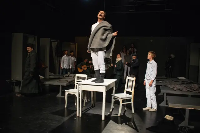 Theater "Mein Kampf" zur neuen Spielzeit im Saalbau. | Foto: Ewe Rafeldt