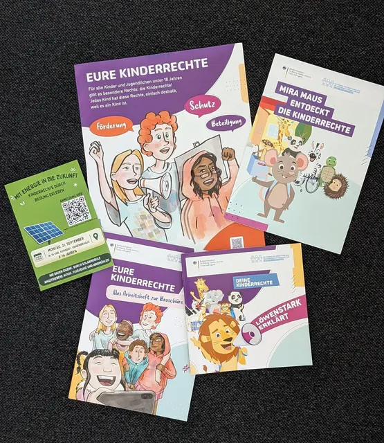 In Kuhardt bauten Kinder und Jugendliche Solarmodelle und lernten bei einem Workshop zugleich mehr über ihre Rechte. | Foto: Technologie-Netzwerk Südpfalz e. V.