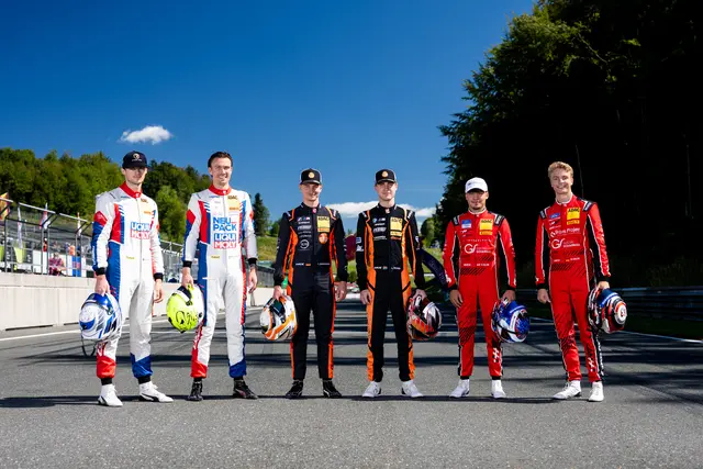 Die Titelanwärter im ADAC GT Masters: Finn Zulauf, Felix Hirsiger, Tim Zimmermann, Leyton Fourie, Kiano Blum und Niklas Kalus (v.l). | Foto: ADAC Motorsport