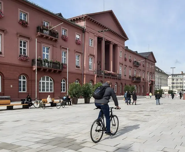 Im Jugendhilfeausschuss fiel nach langer Debatte die Entscheidung gegen eine Anerkennung des ICF Karlsruhe. | Foto: Stadt Karlsruhe, Monika Müller-Gmelin
