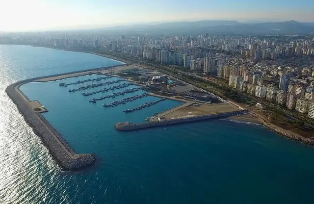 Anteilnahme und Sorge stehen im Mittelpunkt der Reaktion auf die Inhaftierung des Bürgermeisters der Neustadter Partnerstadt. | Foto: Stadt Mersin