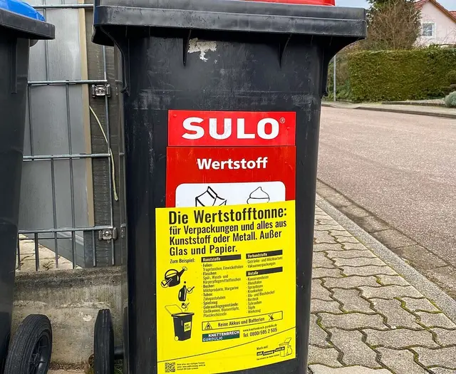 In Karlsruhe bleiben die Wertstoffbehälter beim bisherigen Entsorger. | Foto: Stadt Karlsruhe, Monika Müller-Gmelin