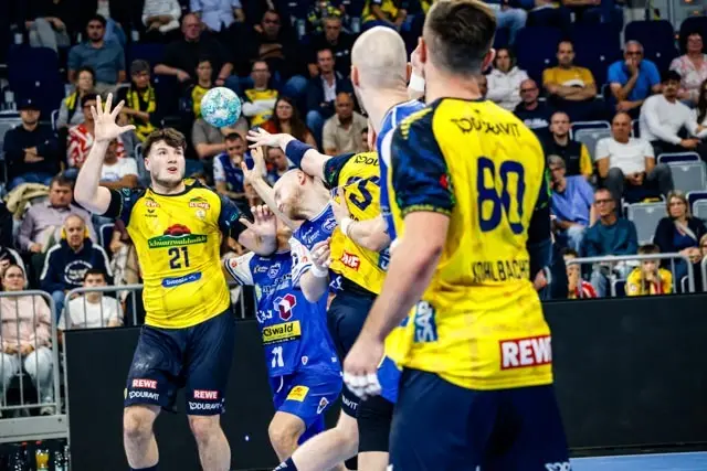 Aron Seesing im Angriff  | Foto: Wolfgang Neuberth