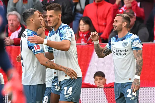 Leverkusen jubelt über einen Sieg in Mainz | Foto: Torsten Silz/dpa