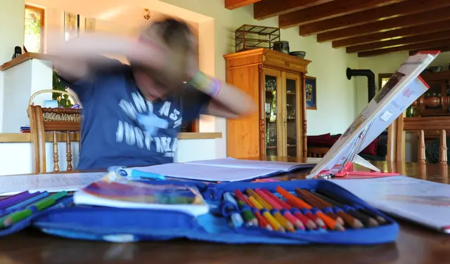 Kinder mit ADHS können sich oft schlechter konzentrieren. (Symbolbild) | Foto: Julian Stratenschulte/dpa