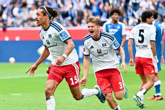 Yussuf Poulsen (links) geht als Torschütze beim HSV voran | Foto: Uwe Anspach/dpa
