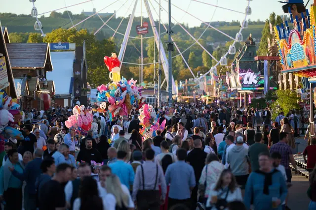 Es gab dieses Jahr überwiegend gutes Wetter auf dem Wasen. (Archivbild) | Foto: Marijan Murat/dpa