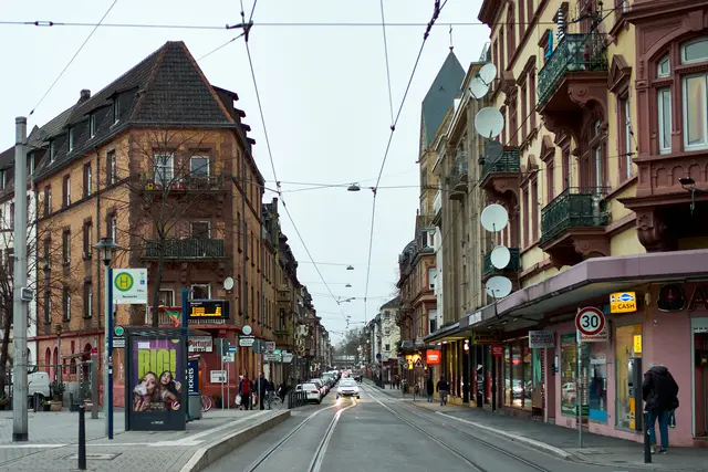 Die Neckarstadt-West wird bei der Lichtmeile wieder zur Bühne für Kunst, Musik und Kultur. Zahlreiche Veranstaltungsorte öffnen am Wochenende ihre Türen. | Foto: Christian Gaier