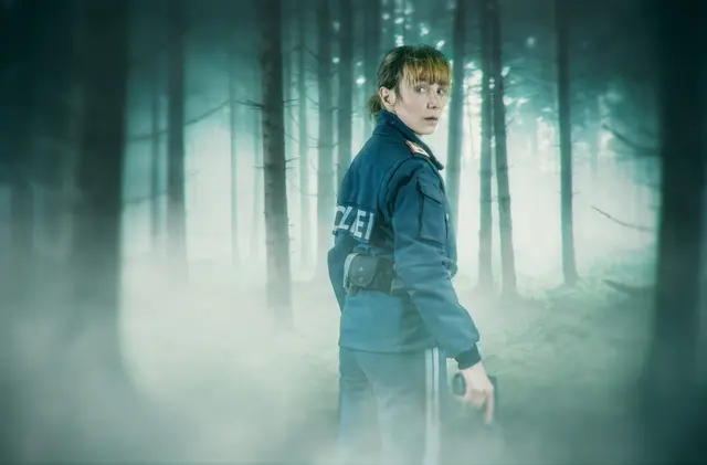 Das Vergessen - Spurlos im Moor: Die sechsteilige Krimi-Thrillerserie verbindet einen Mordfall im Moor mit einer persönlichen Erinnerungskrise. | Foto: ARD Degeto Film/ORF/Mona Film/Victoria Herbig/Landsiedl/ARD Das Erste