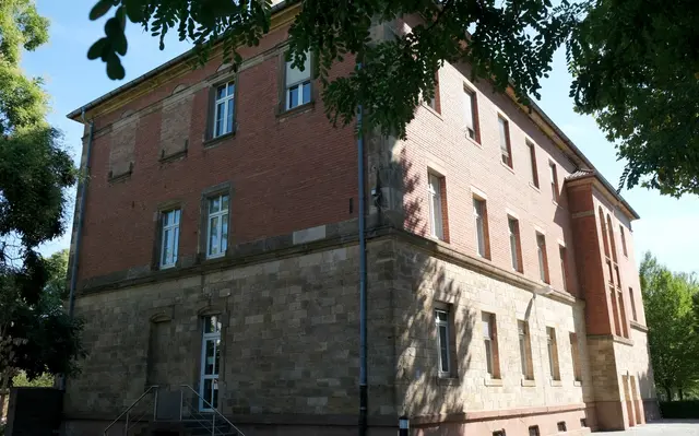 Im Herbst bietet die kvhs SÜW neue Kurse rund um Bewegung, Entspannung und Gesundheitsförderung an. | Foto: KV SÜW