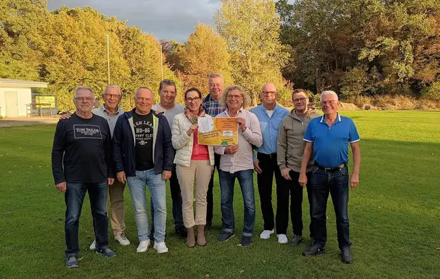 Die Schifferstädter Bagage spendet über 2.000 Euro für Projekte der Seniorenhilfe in Schifferstadt. | Foto: Peter + Maria Kinscherff Stiftung für Seniorenhilfe