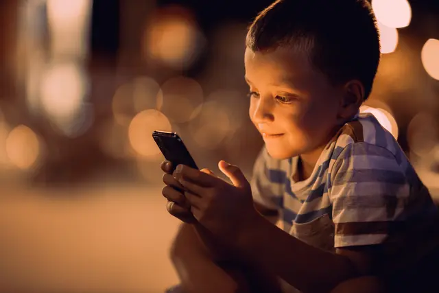 Die Bundesregierung plant strengere Regeln für soziale Netzwerke und mehr Schutz für Kinder im Netz. | Foto: ivanko80/stock.adobe.com