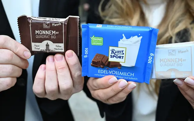 Ritter Sport kann im Markenrechtsstreit mit der Wacker GmbH aus Mannheim auf einen Sieg vor dem Oberlandesgericht Stuttgart hoffen.  | Foto: Bernd Weißbrod/dpa