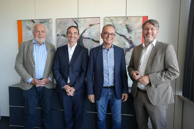 Vertreter aus Rastatt und Rheinland-Pfalz sprechen über die grenzüberschreitende Zusammenarbeit. | Foto: Benjamin Wedewart