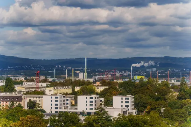 Die größte Stimmungsaufhellung verzeichnet laut IHK die rheinland-pfälzische Industrie. (Symbolbild) | Foto: Andreas Arnold/dpa