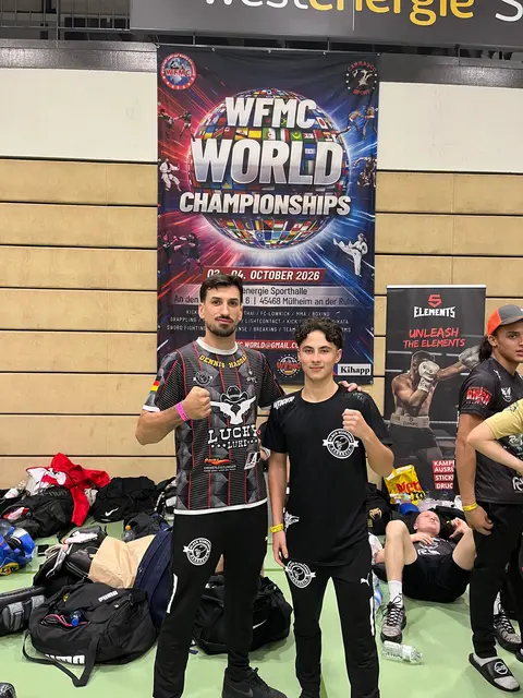 Vincenzo mit seinem Coach Dennis Haddad | Foto: Derya Vehrenkamp-Abd Rabo