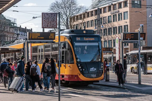 Bauarbeiten der DB InfraGO führen von 24. Oktober bis 7. November zu Einschränkungen im Hohenlohekreis. Ersatzbusse sind geplant. | Foto: Paul Needham